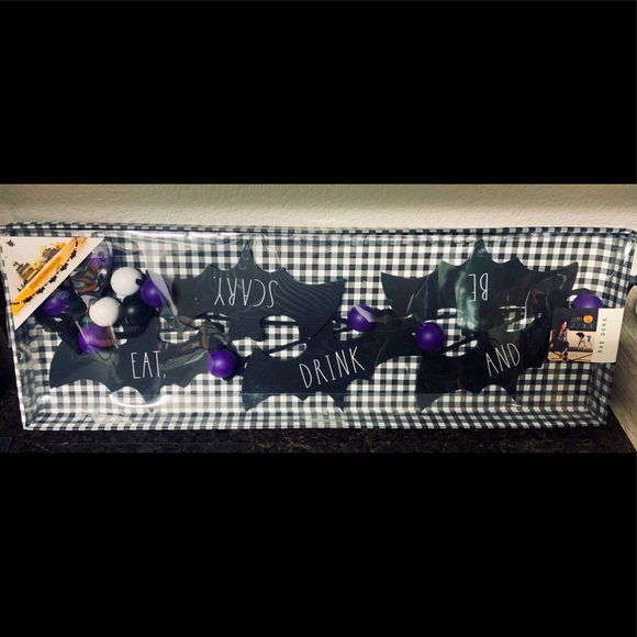 RAE DUNN-Halloween Garland 🦇🖤💜🤍